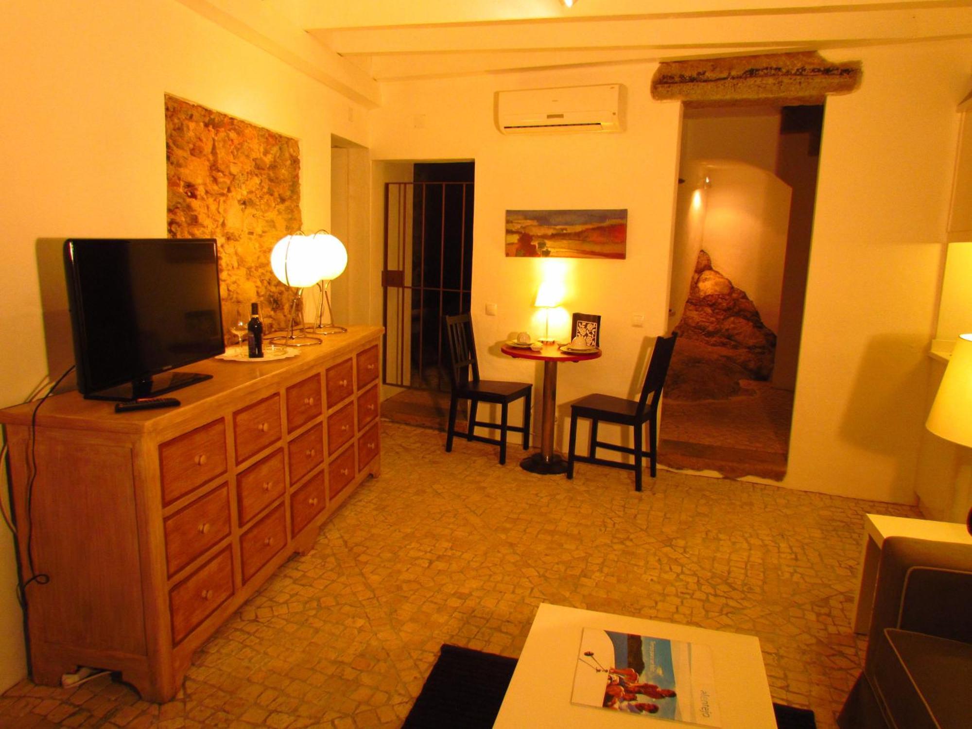 Casa Da Rua Nova Apartment กัสเตโลเจวีด ภายนอก รูปภาพ